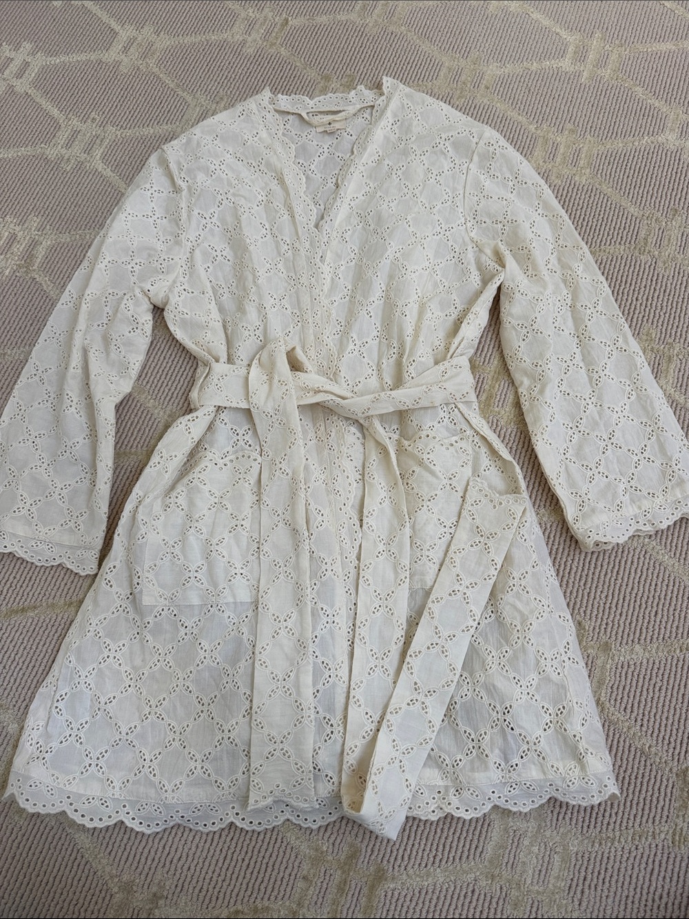 Womens Cream Eyelet Wrap Dress robe with Tie Belt xs/s